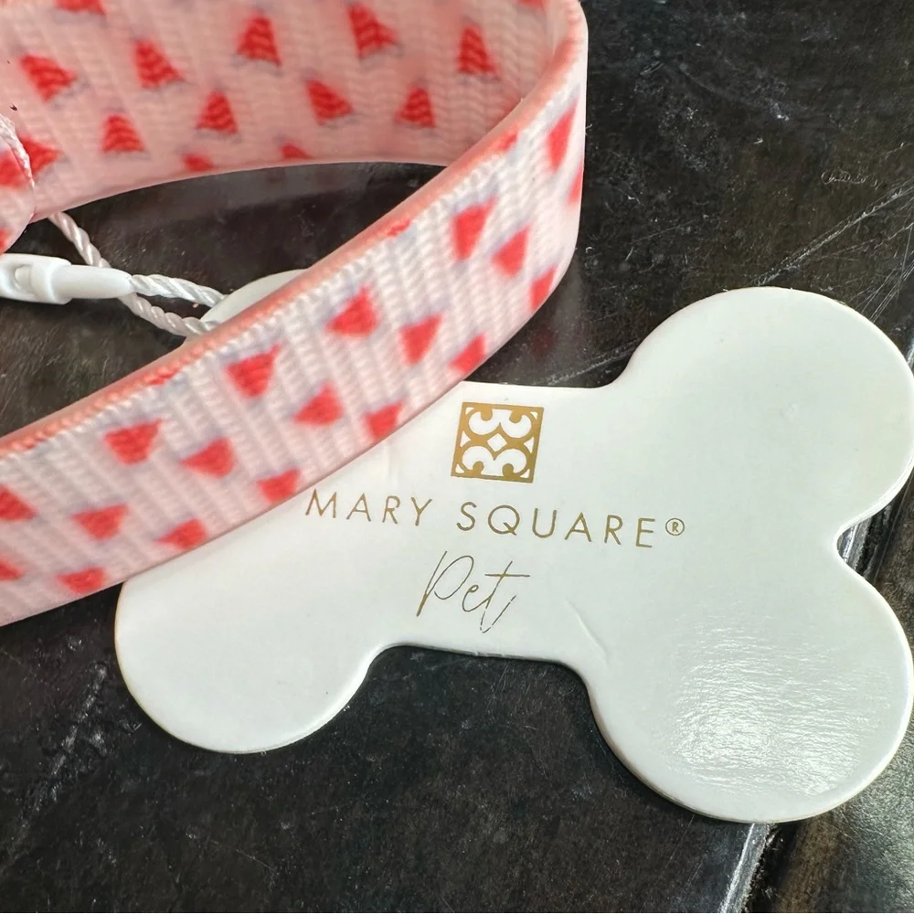 NWT Mary Square Festive Red Santa Hats Silicone Christmas Dog Collar, Small